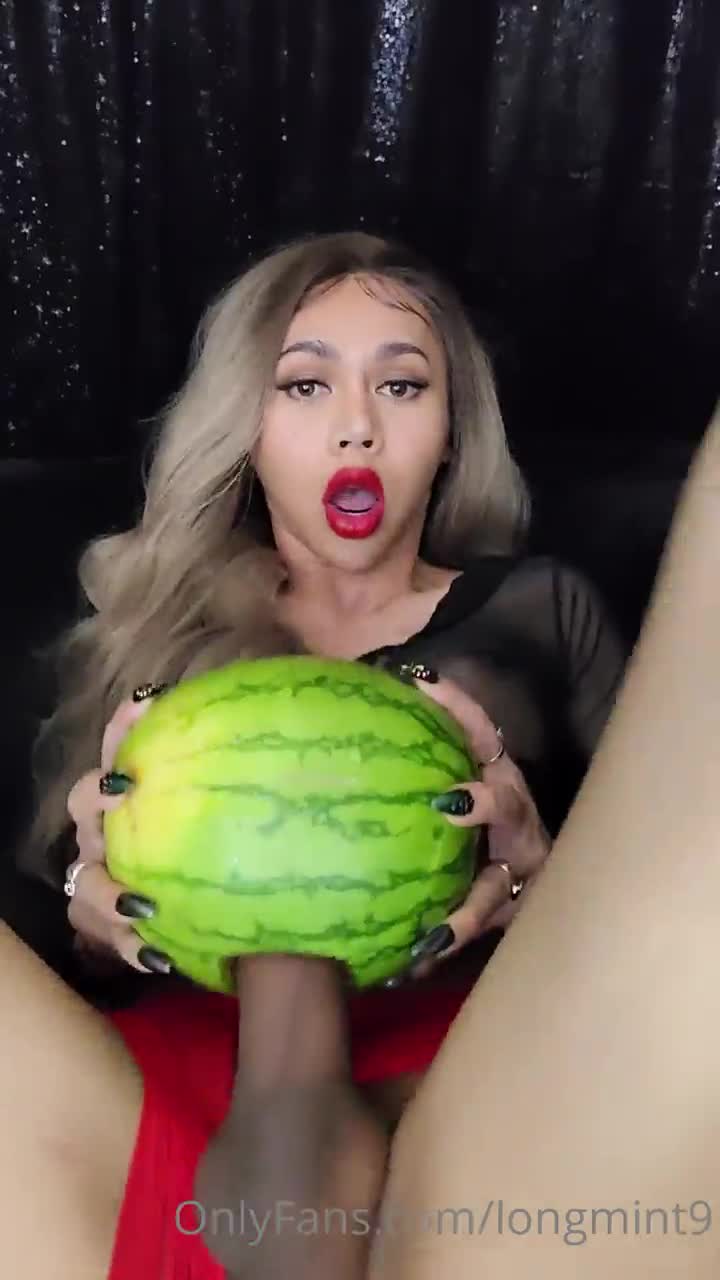 longmint destroy a watermelon with her monsterdick