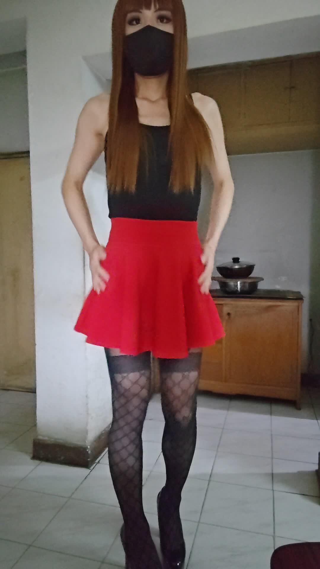 crossdress VID_20240125_231011